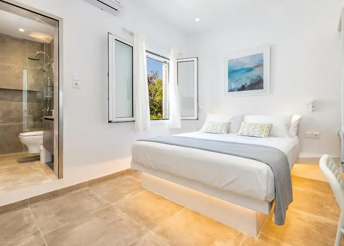 Pelican فندق باروس