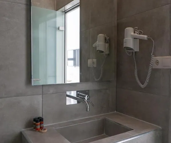 Pelican 2* باروس