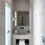 Pelican 2*