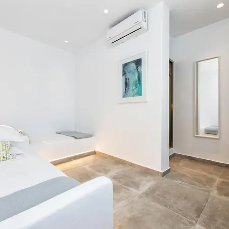 Pelican Hotell